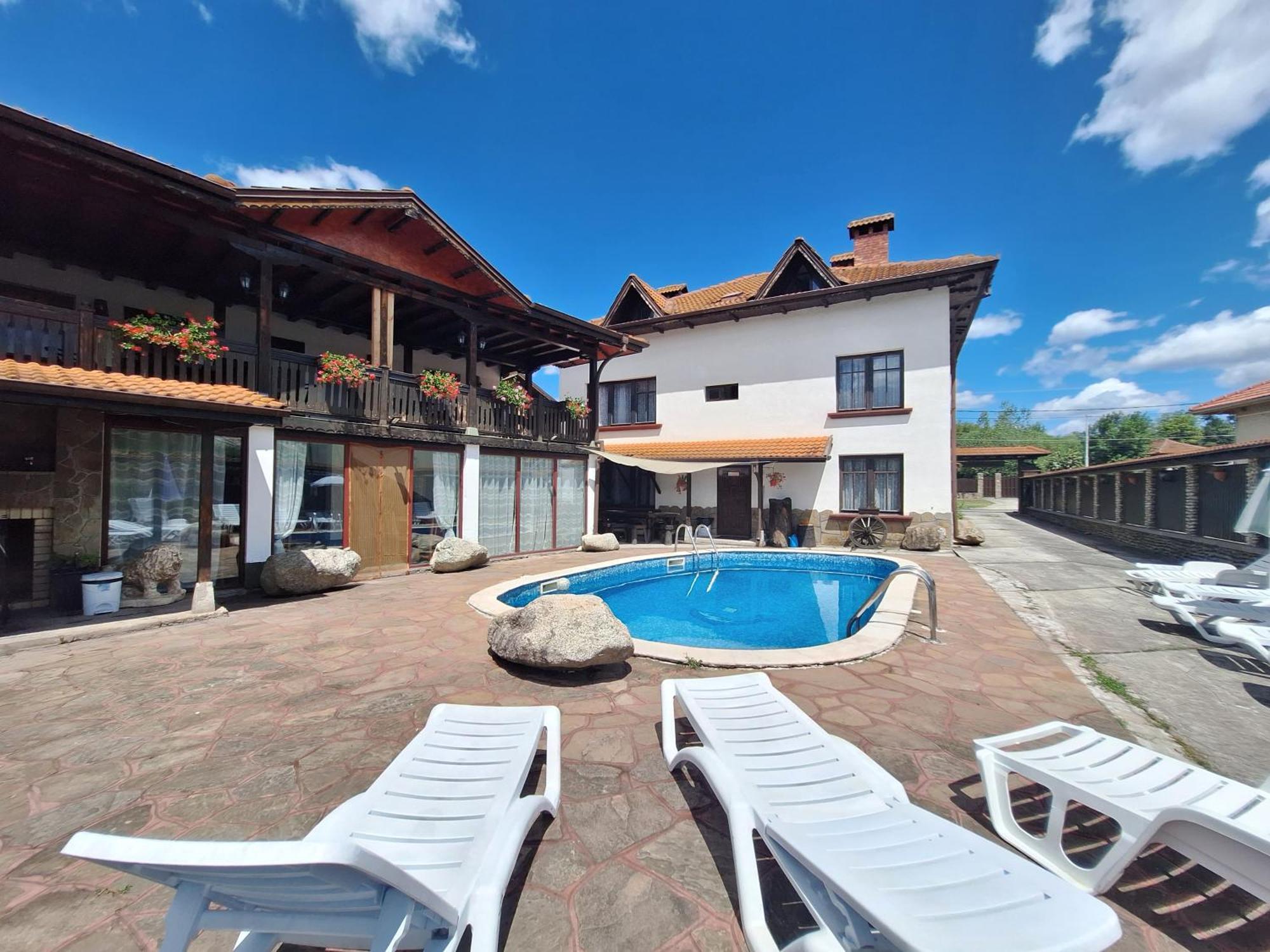 Къща За Гости Бащин Дом Apriltsi  Exterior foto